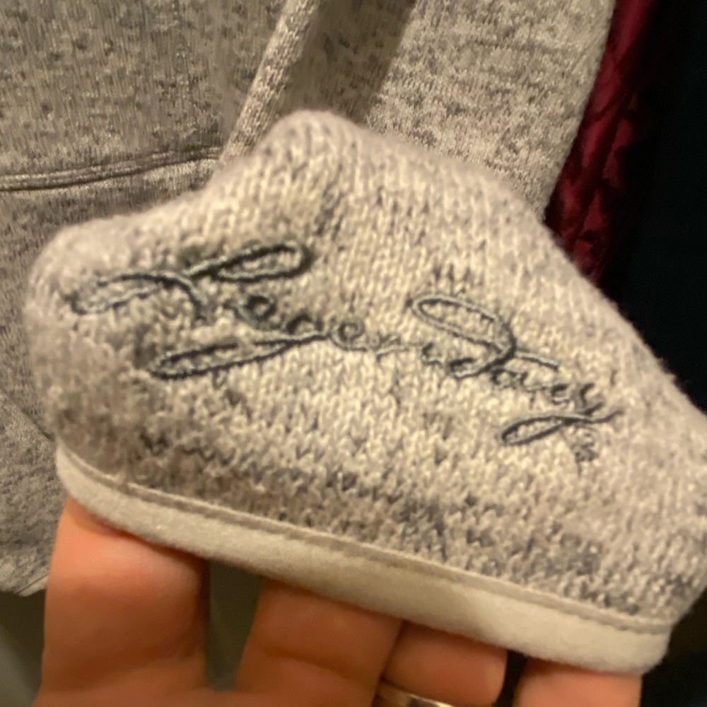 Legendary Whitetails Hooded Zip/Buttonup - Picture 6 of 8